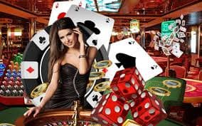 Filipino player enjoying phcash slot games on a mobile device